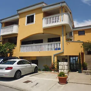  Apartment Jadranka Povile